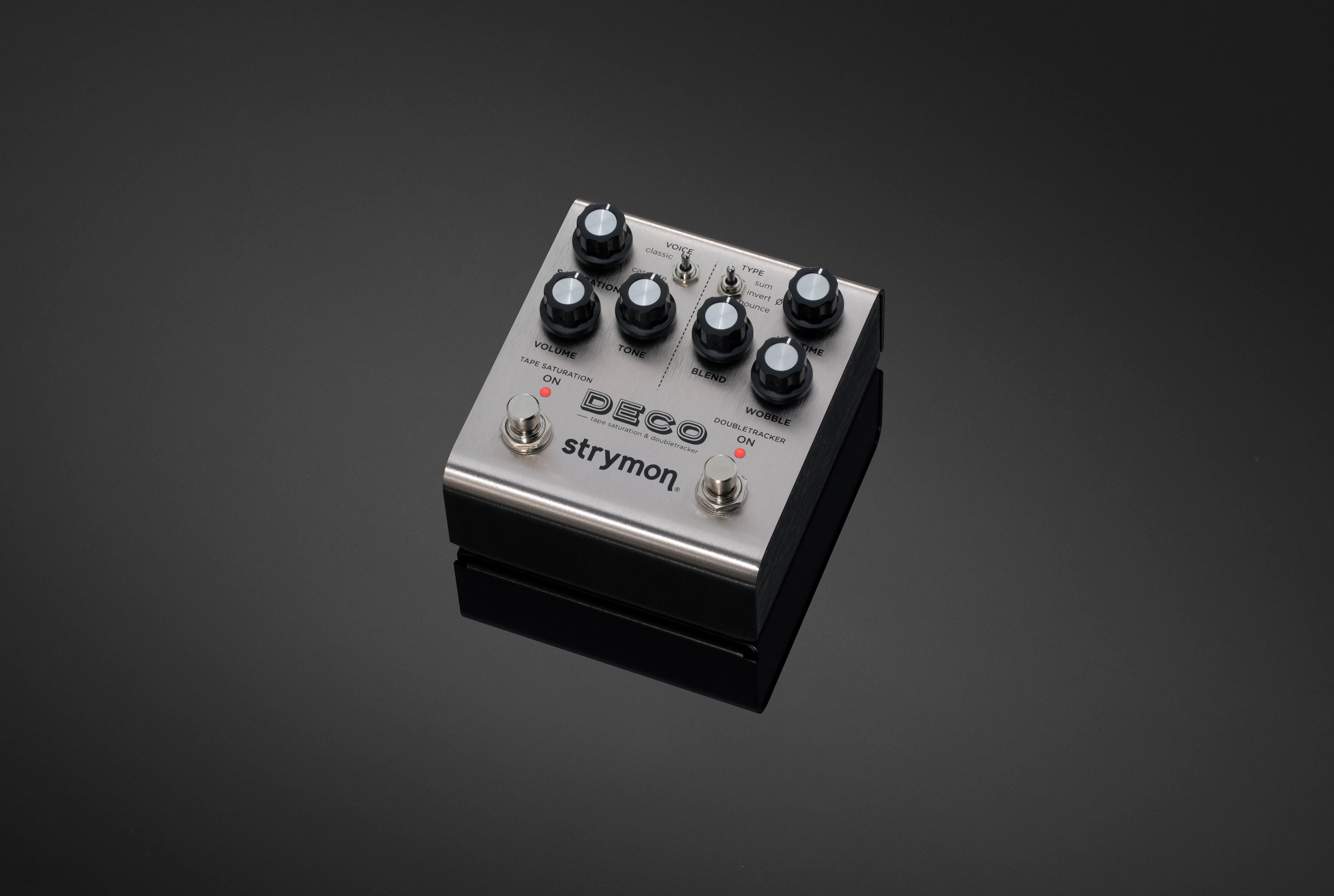 Strymon Deco V2 tape saturation and doubletracker pedal
