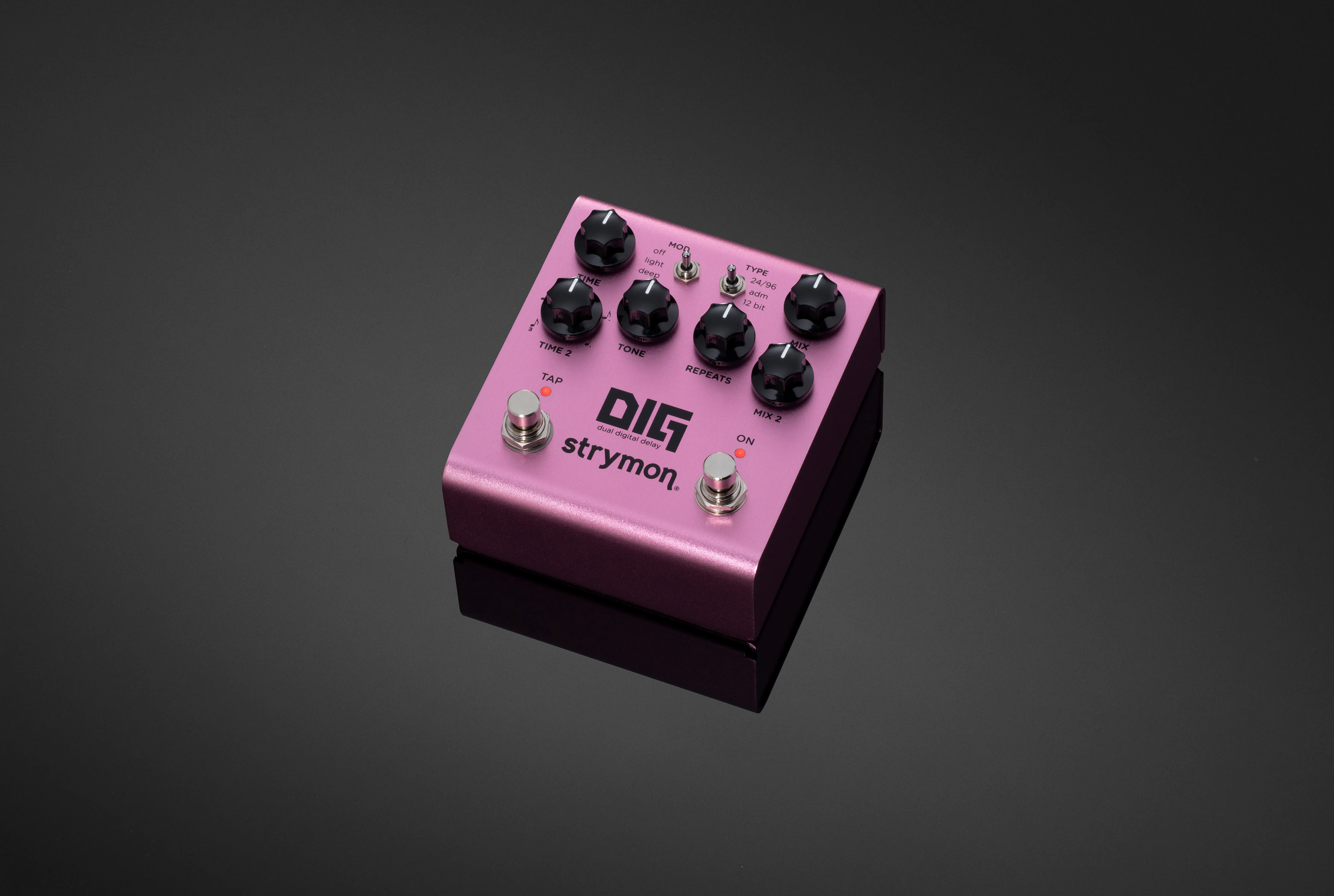 Strymon DIG V2 dual digital delay pedal