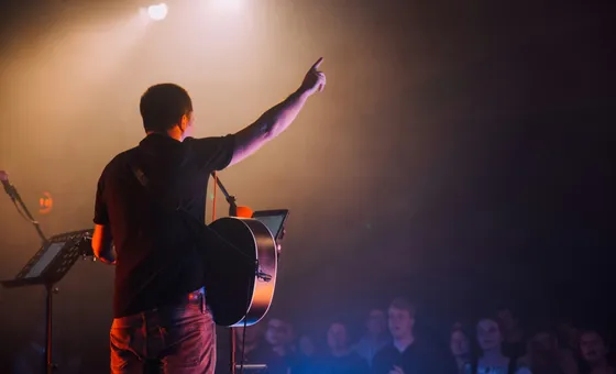 The 5 Pedals Every Worship Guitarist Needs on Their Board